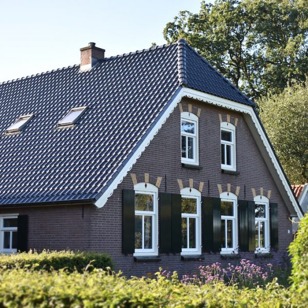 Houten_Kozijnen_Laten_Maken_Raamluiken