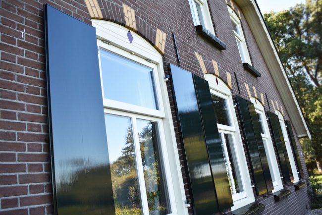 Houten_Kozijnen_Raamluiken_Putten