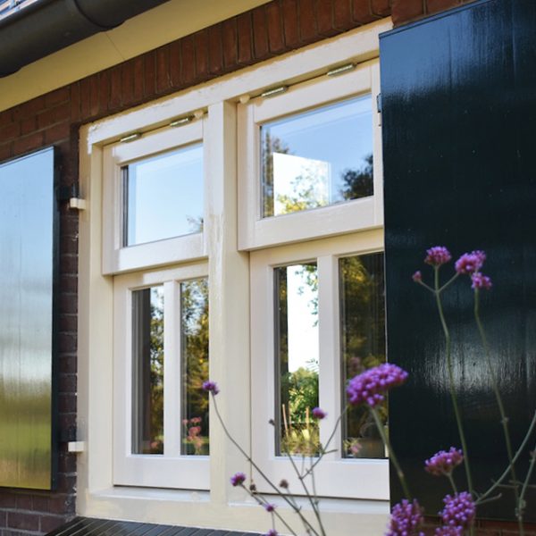Houten_Kozijnen_Raamluiken_Putten
