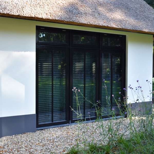 Houten_Kozijnen_Laten_Maken_Zwart