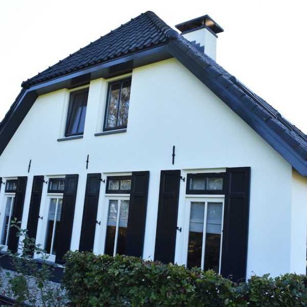 Raamluiken_Kozijnen_Raamkozijnen_Hout